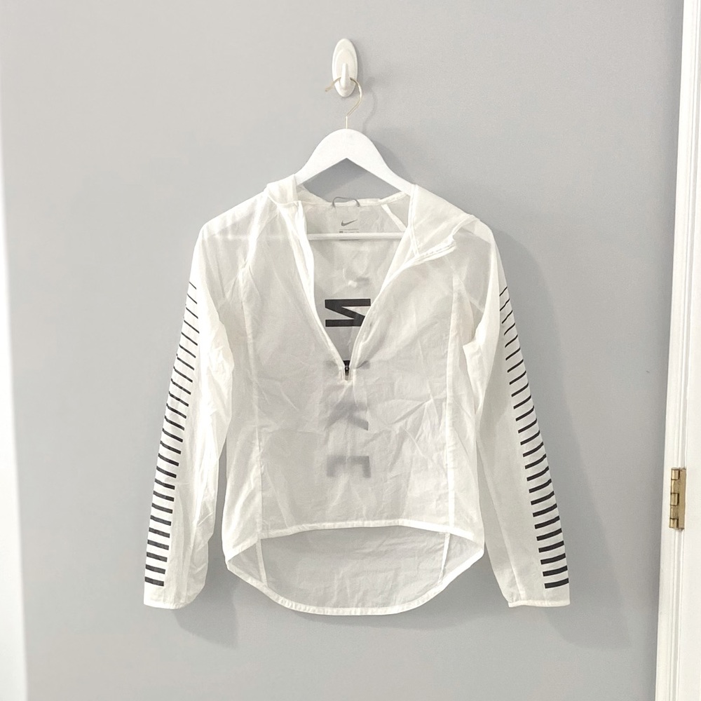 Light Nike windbreaker